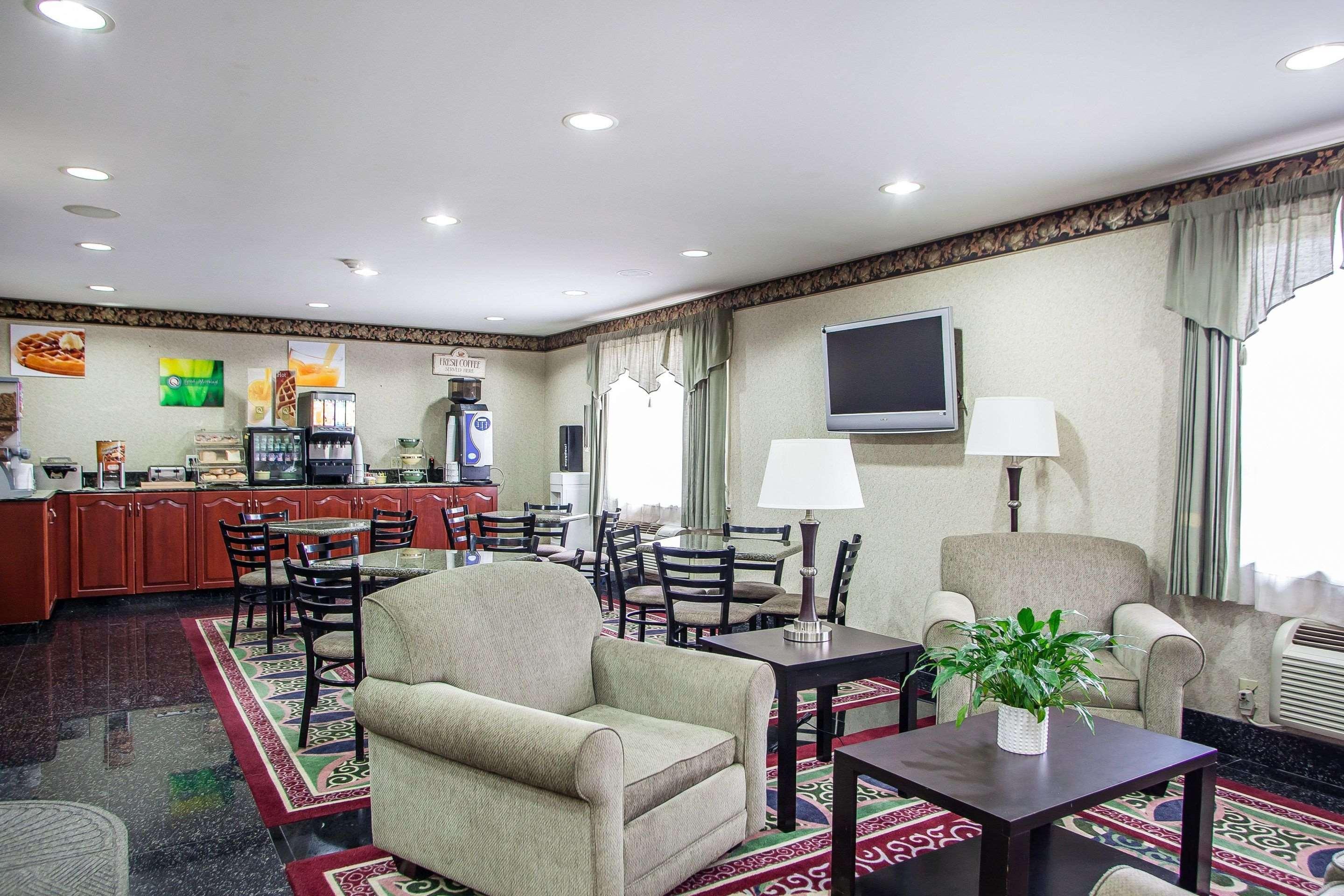 6 East Windsor, Nj Hightstown Hotel 2*